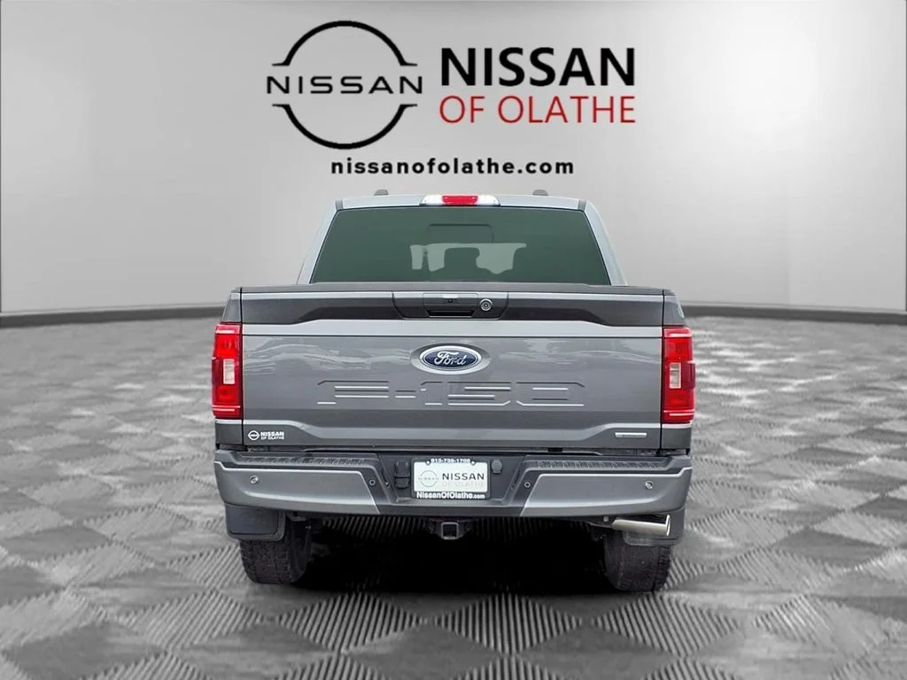 Used 2023 Gray Ford XLT image 28