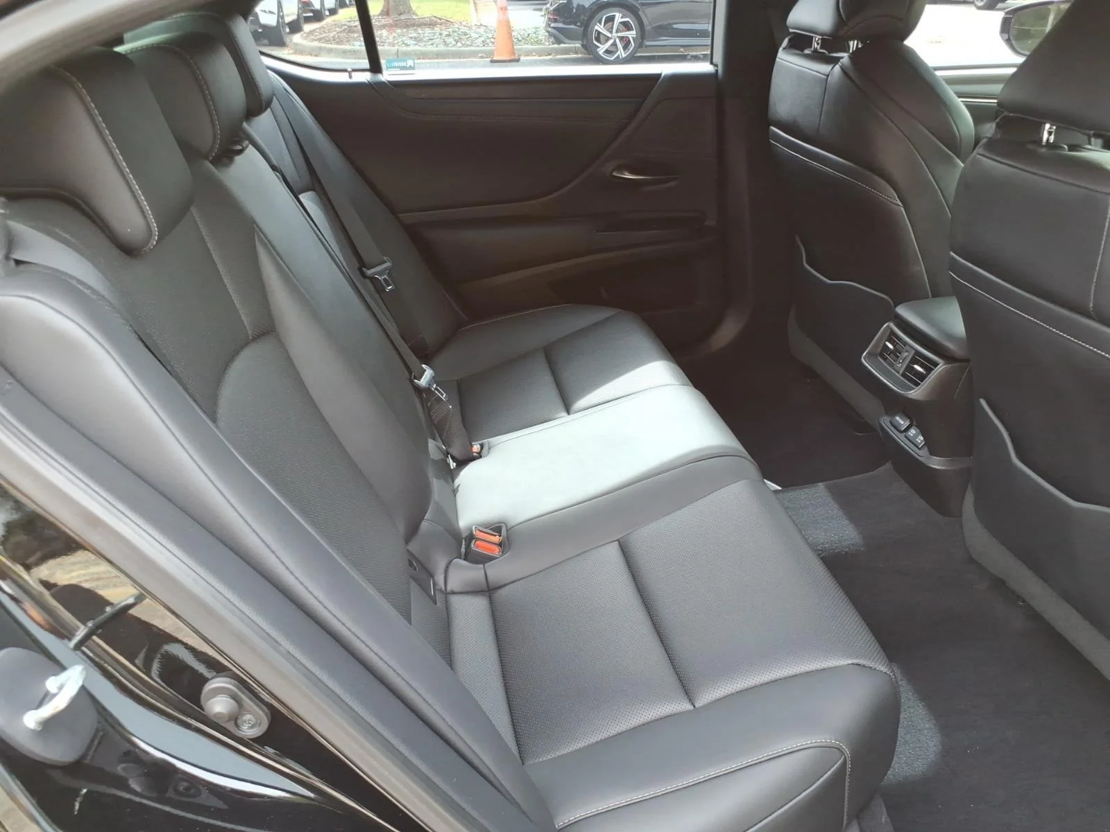 Used 2021 Obsidian Lexus ES 350 F SPORT image 27