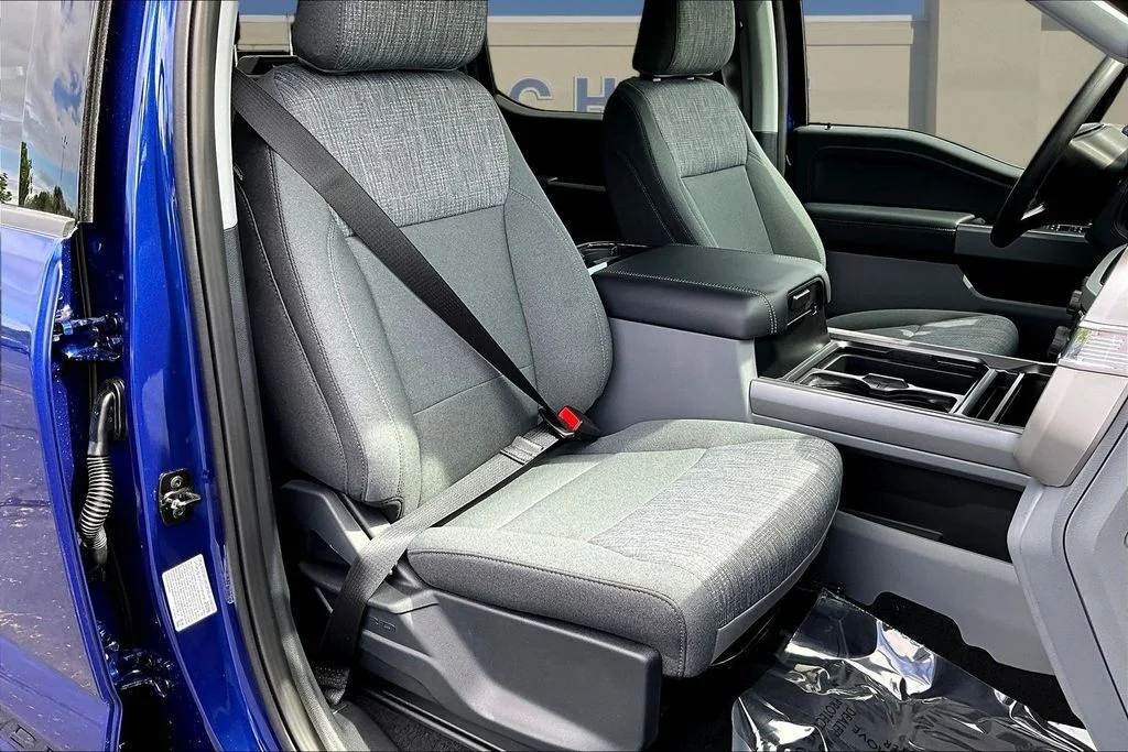 New 2026 Argon Blue Metallic Ford F-250® XLT image 11