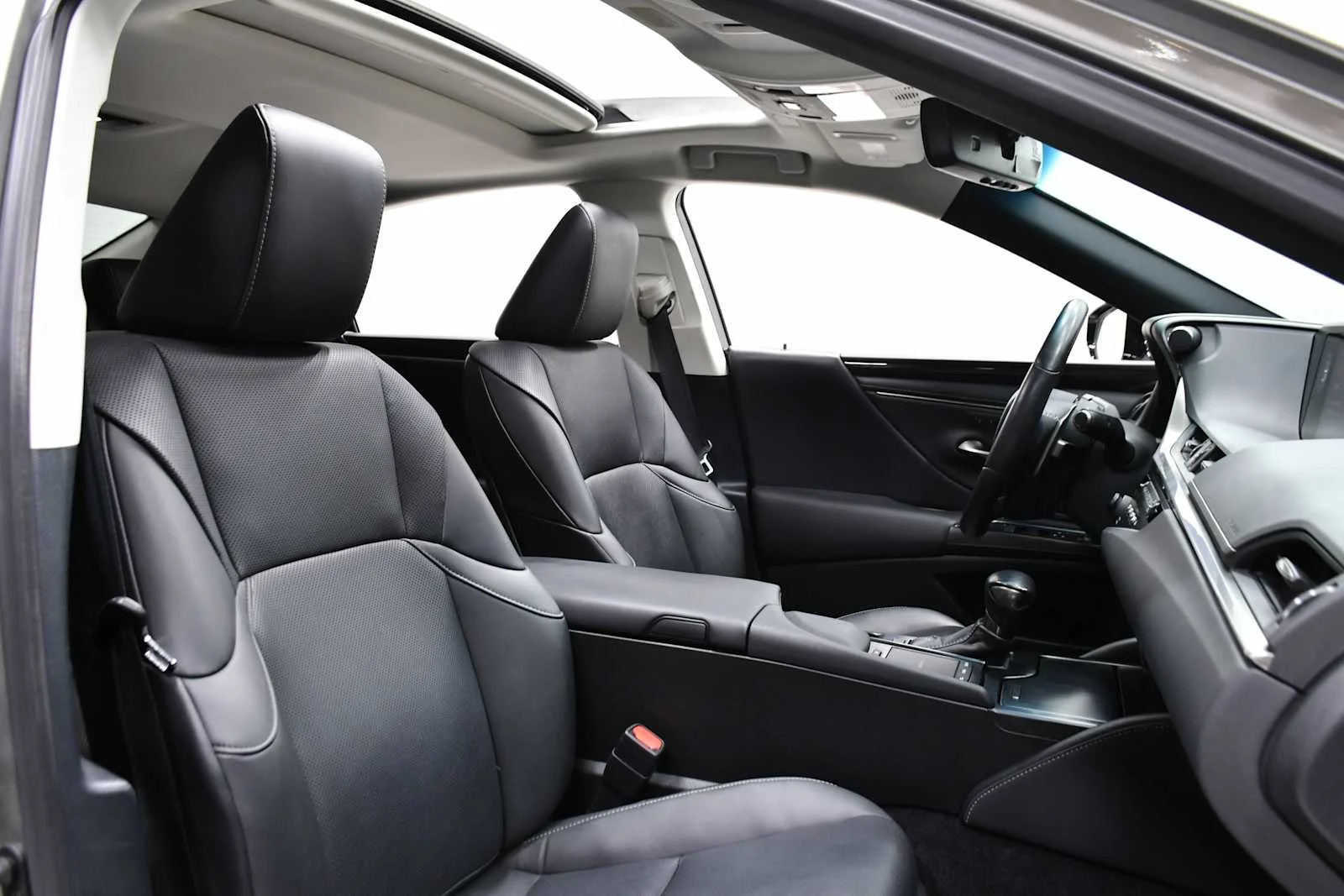 Certified Used 2020 Atomic Silver Lexus  image 22