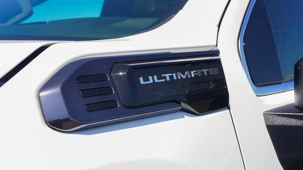 2026 GMC Sierra 2500HD Denali Ultimate - Photo 10
