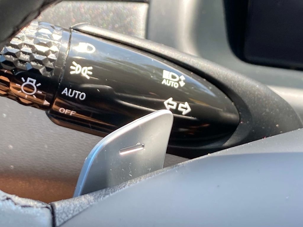 Used 2022 Gray Hyundai Limited image 18