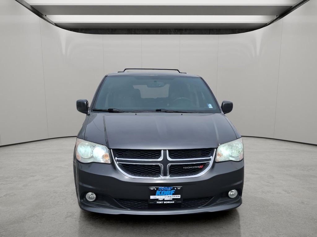 Used 2017 Granite Pearlcoat Dodge SXT image 8