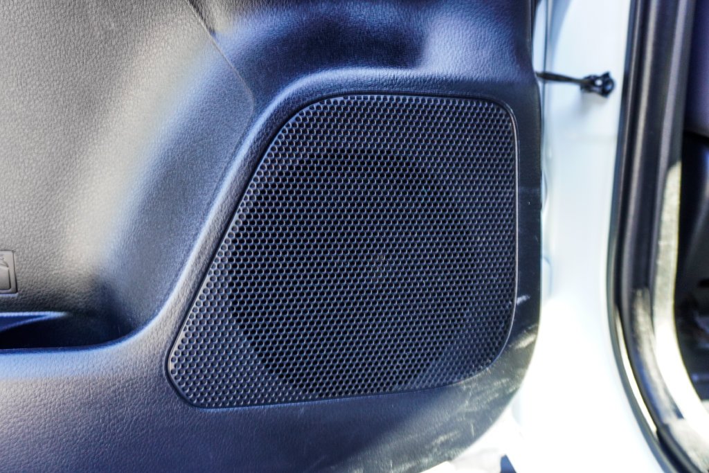 Used 2022 White Toyota SR5 image 9