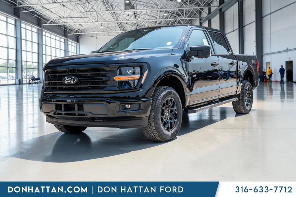 New 2026 Agate Black Metallic Ford XLT image 1