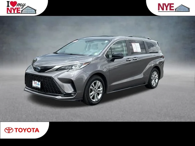 2022 Toyota Sienna XSE