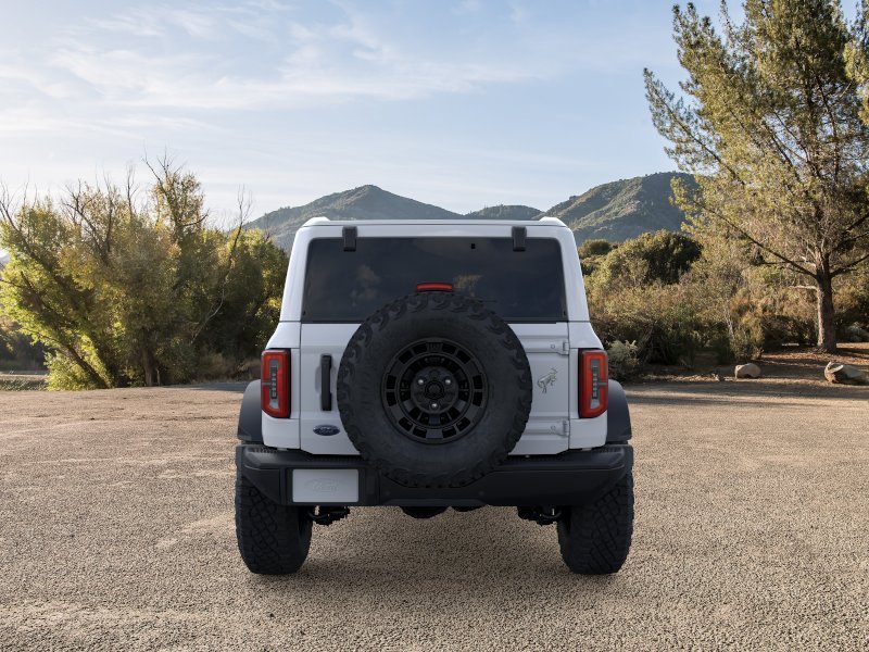 New 2026 Oxford White Ford Badlands® image 35