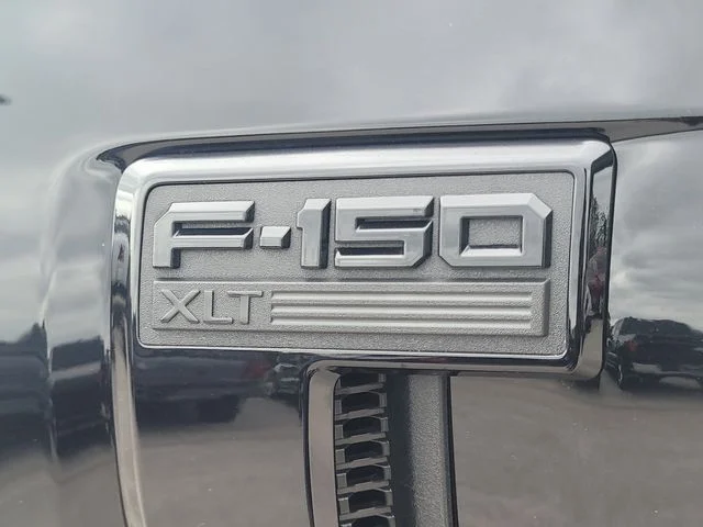 Used 2025 Black Ford XLT image 9