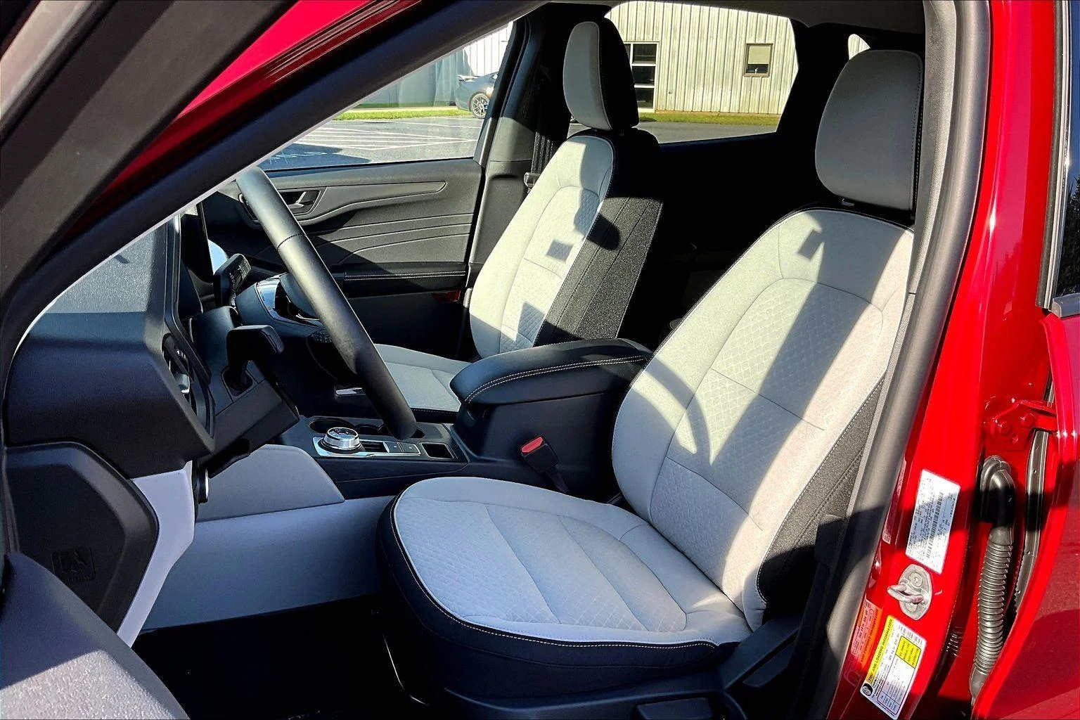 2026 Ford Escape Active - Photo 9