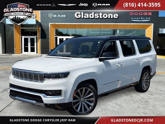 Used 2024 White Jeep  image 1