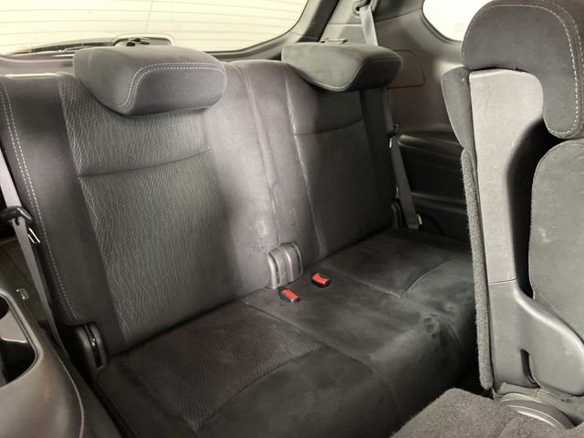 Used 2014 Gray Nissan SV image 13