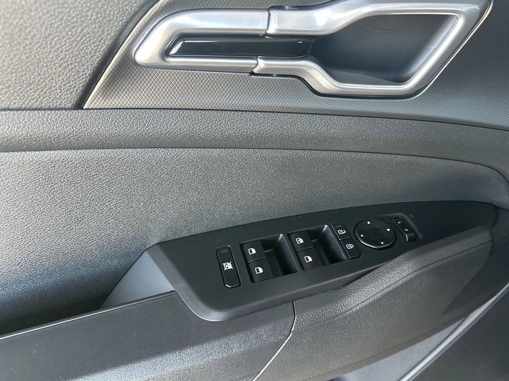 New 2026 Gravity Gray Kia S image 17
