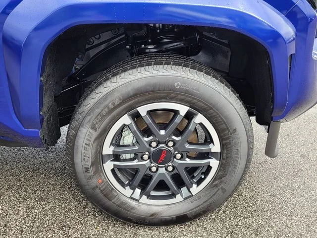 2024 Toyota Tacoma TRD Sport - Photo 9