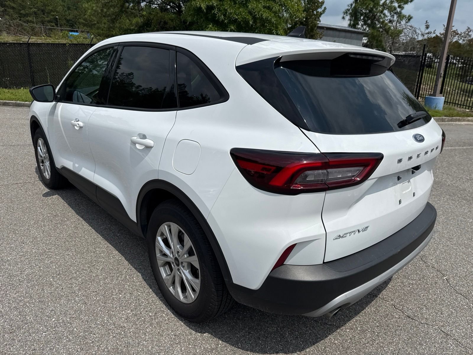 Used 2025 White Ford Active image 4