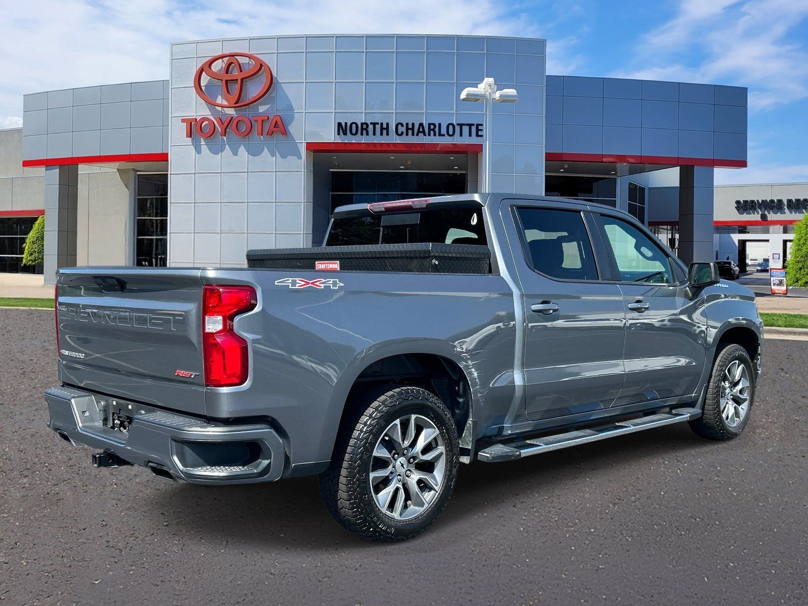 Used 2021 Satin Steel Metallic Chevrolet RST image 6