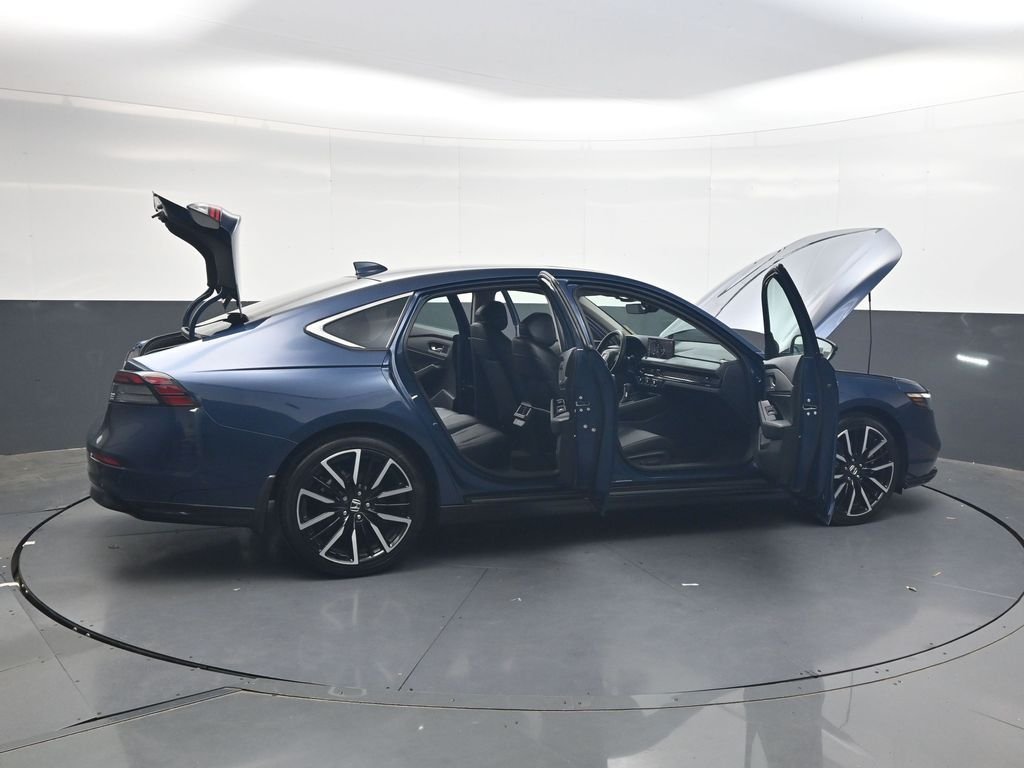Used 2024 Blue Honda Touring image 36