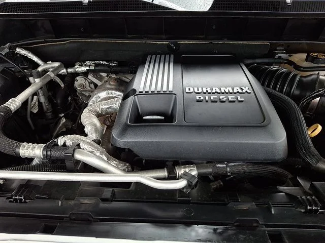 Used 2020 Beige Chevrolet High Country image 30