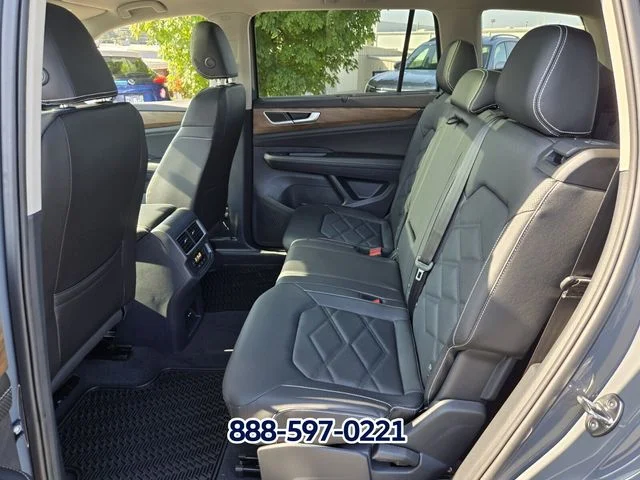 New 2026 Pure Gray Volkswagen 2.0T SE W/TECHNOLOGY image 8