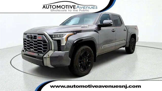 2025 Toyota Tundra 4WD Platinum CrewMax 5.5' Bed w/ TRD Off-Road Package