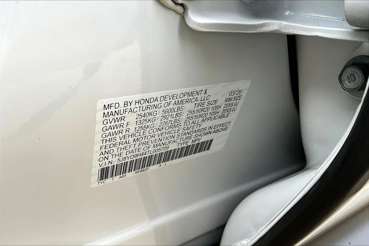 New 2026 Platinum White Pearl Acura w/Technology Package image 17
