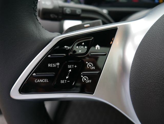 New 2026 Night Black Mercedes-Benz GLB 250 image 33