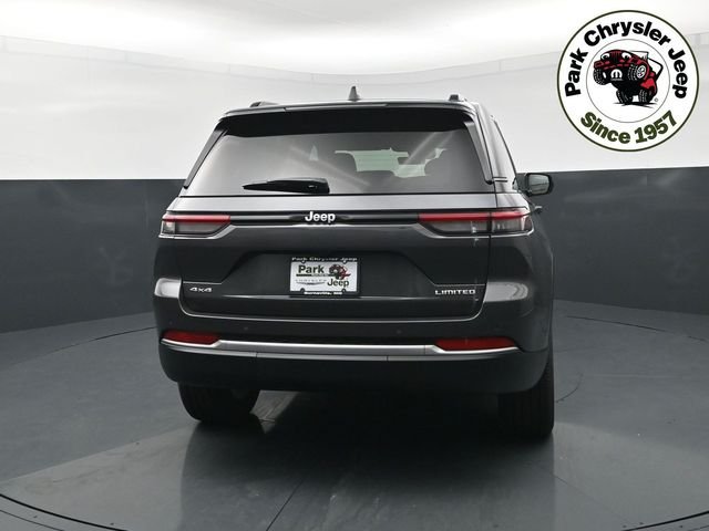 New 2026 Baltic Gray Metallic Clear-Coat Exterior Paint Jeep Limited image 5