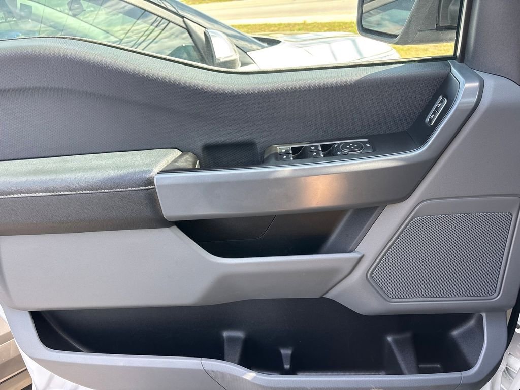 Used 2023 White Ford XLT image 21