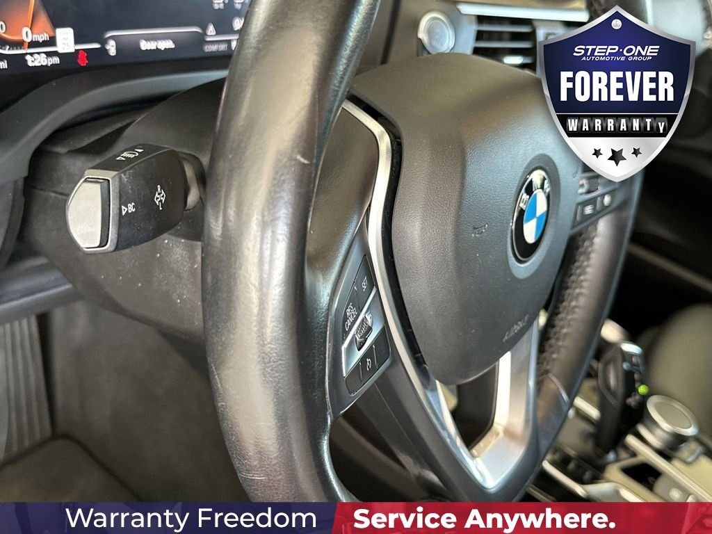 Used 2021 Black BMW sDrive30i image 21