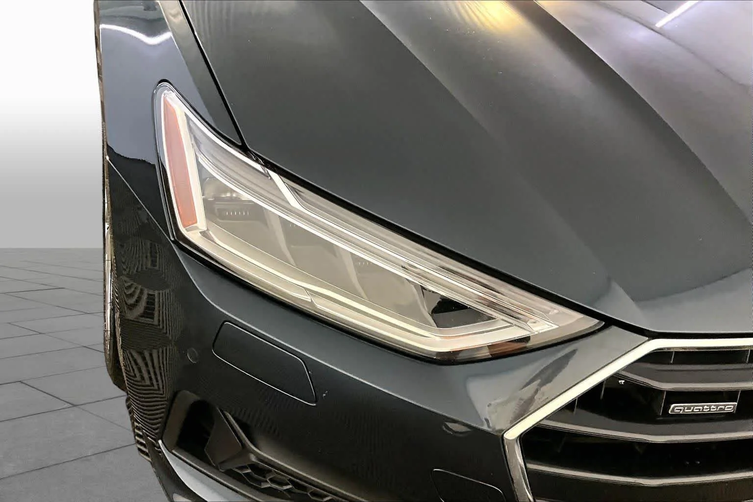 Used 2019 Triton Blue Audi Premium image 27