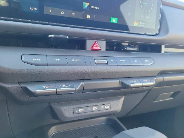 New 2027 Aurora Black Pearl Kia X-Line S image 23