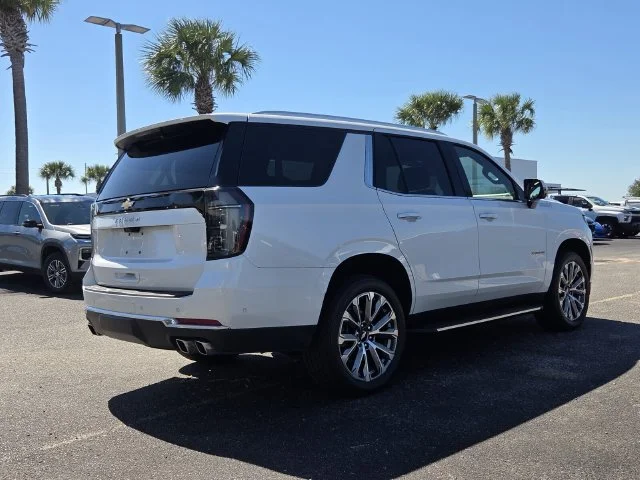 Used 2025 Beige Chevrolet High Country image 6