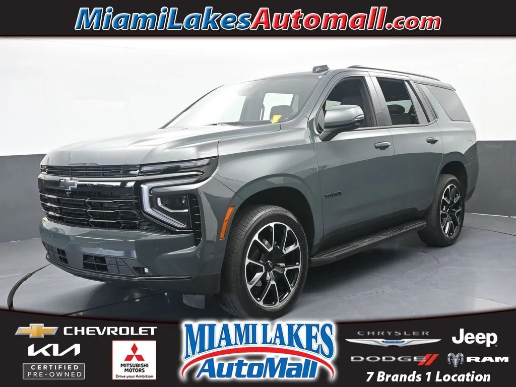 Used 2025 Cypress Gray Chevrolet RST image 1