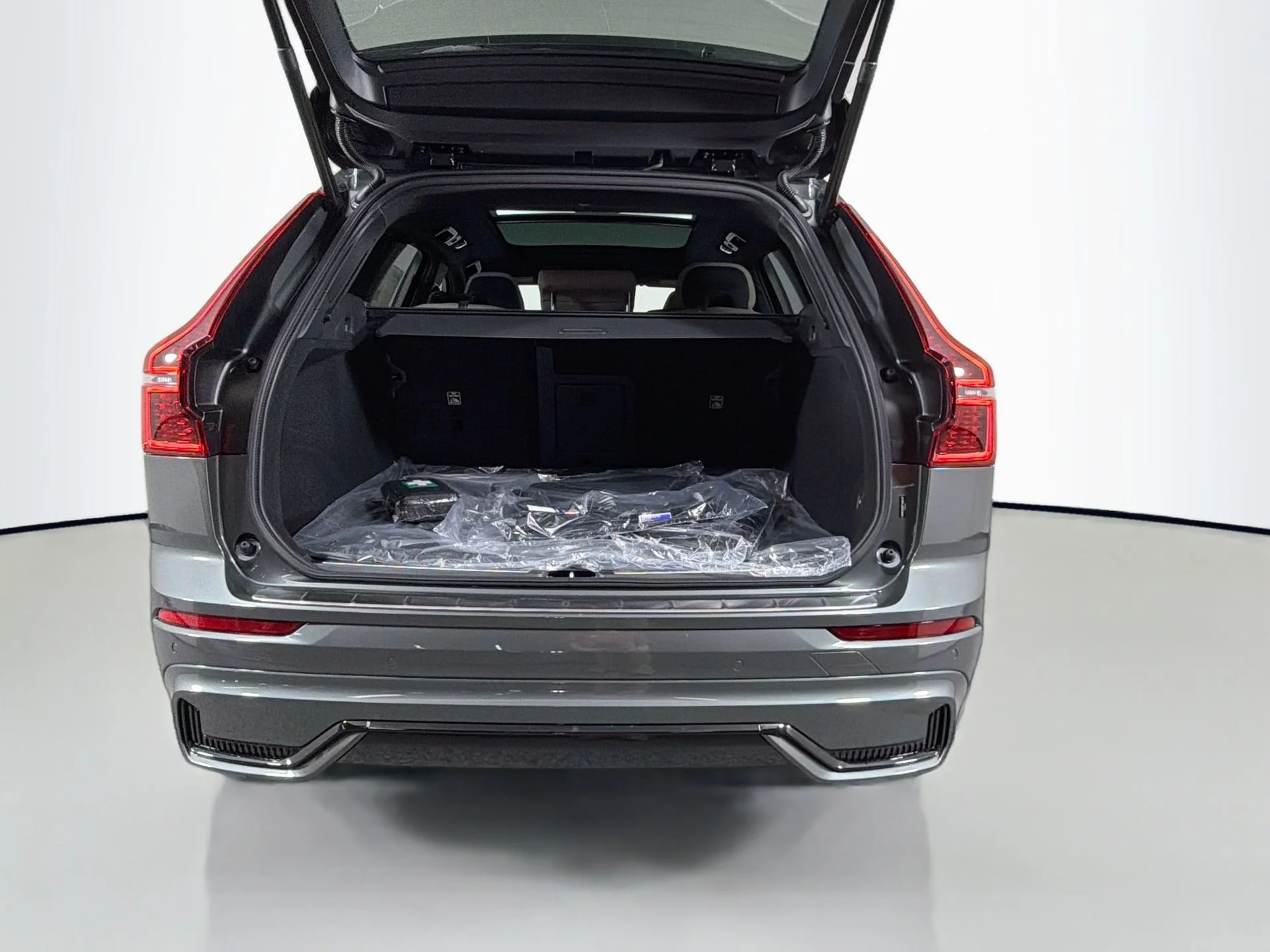 New 2026 Forest Lake Volvo Plus image 24