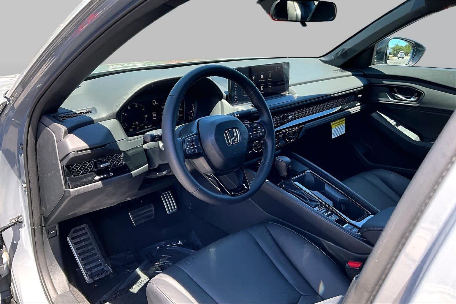 Used 2026 Urban Gray Pearl Honda Sport-L Hybrid image 18