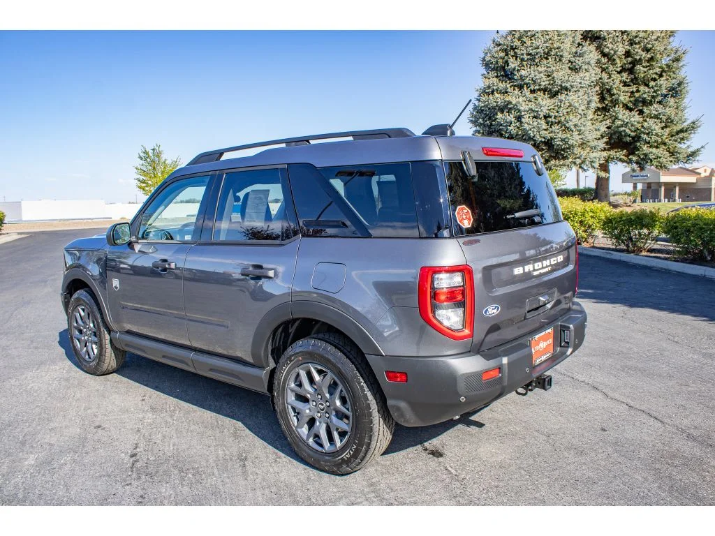 New 2026 CARBONIZED GRAY METALLIC Ford Big Bend image 6