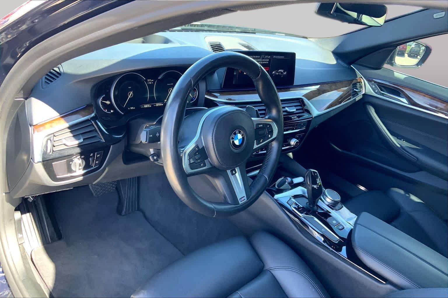 Used 2019 Imperial Blue Metallic BMW 530i xDrive image 18