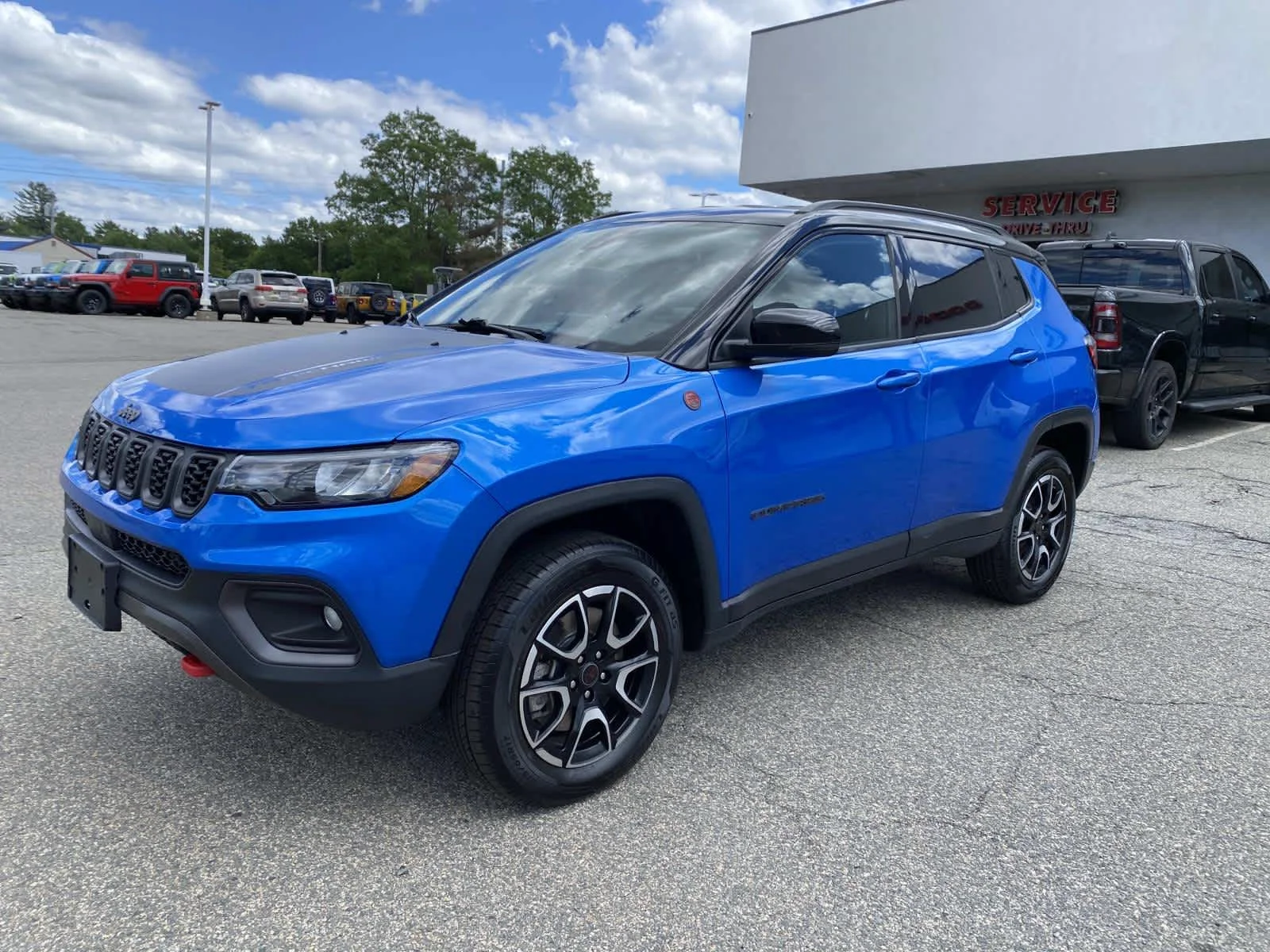 2025 Jeep Compass Trailhawk - Photo 8