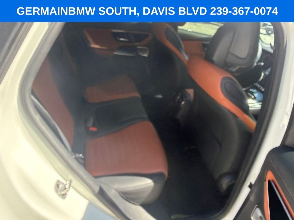Used 2024  Mercedes-Benz GLC 300 Coupe image 29