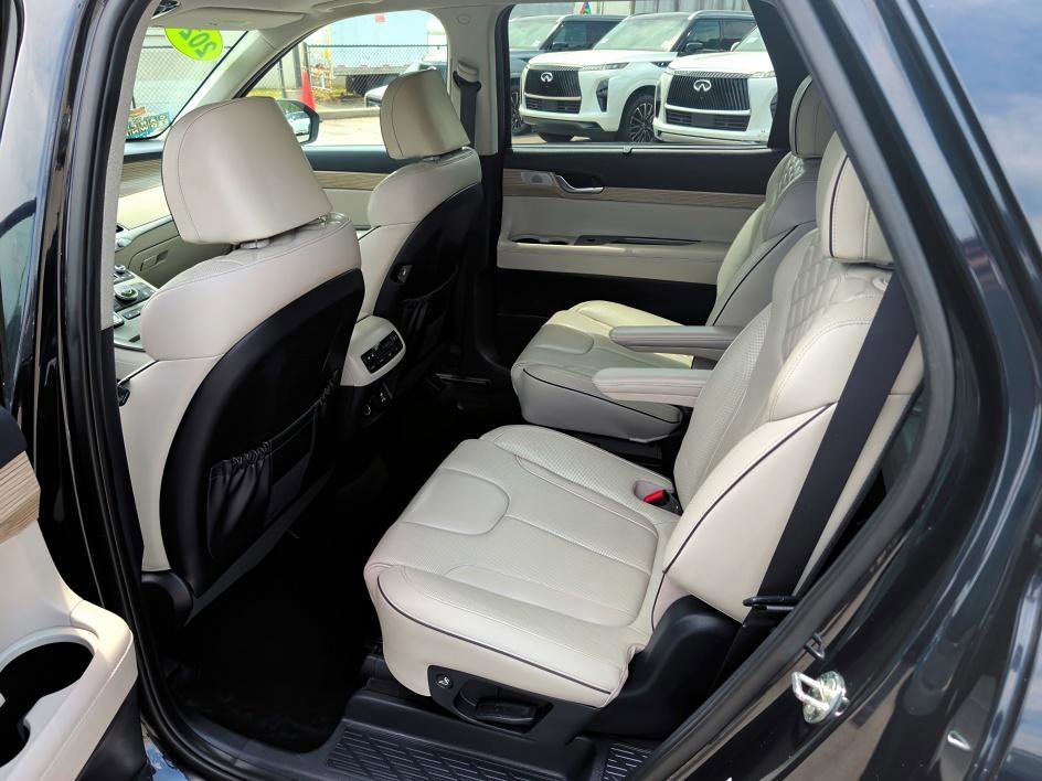 Used 2021 Moonlight Cloud Hyundai Limited image 9