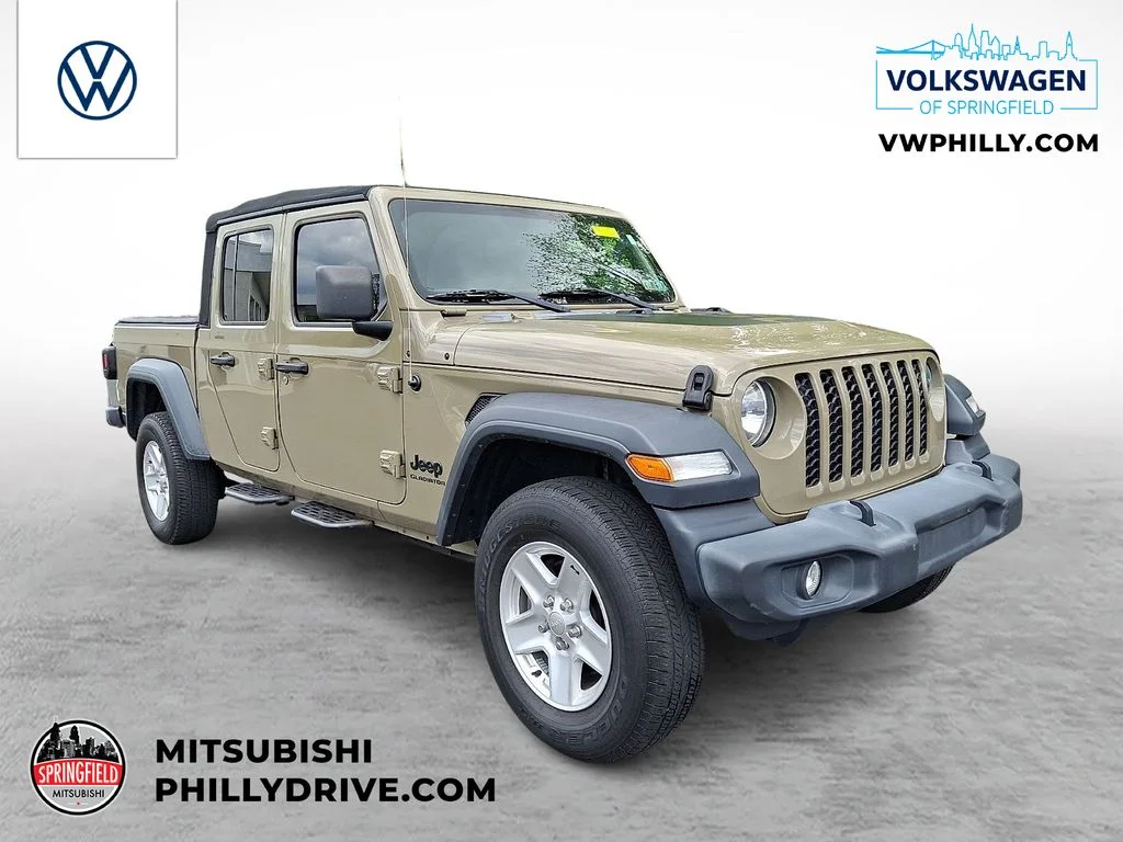 2020 Jeep Gladiator Sport S's photo