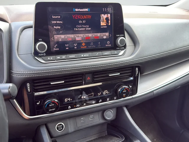 Used 2022 Blue Nissan SV image 20