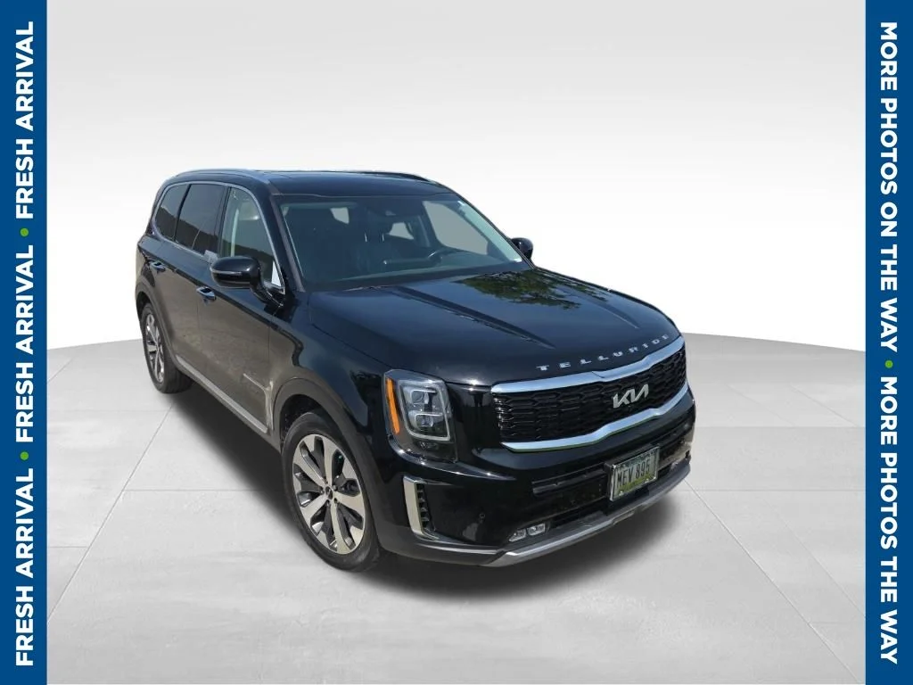 Used 2022 Black Kia SX image 1
