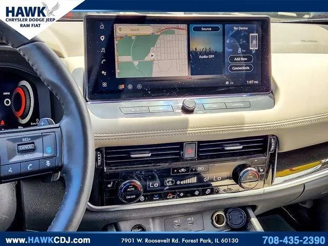 Used 2024 White Nissan SL image 13