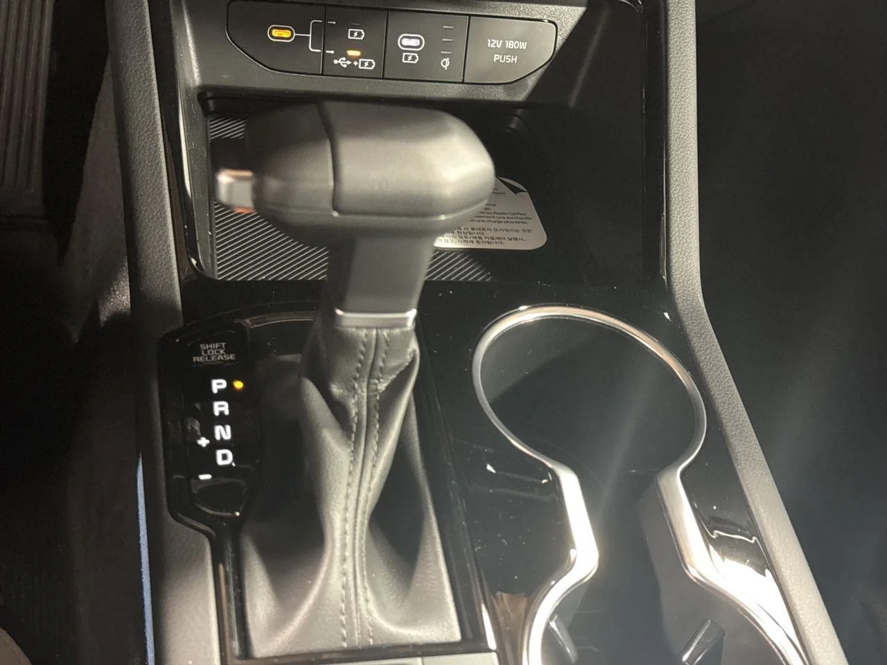 New 2026 Snow White Pearl Kia GT-Line image 26