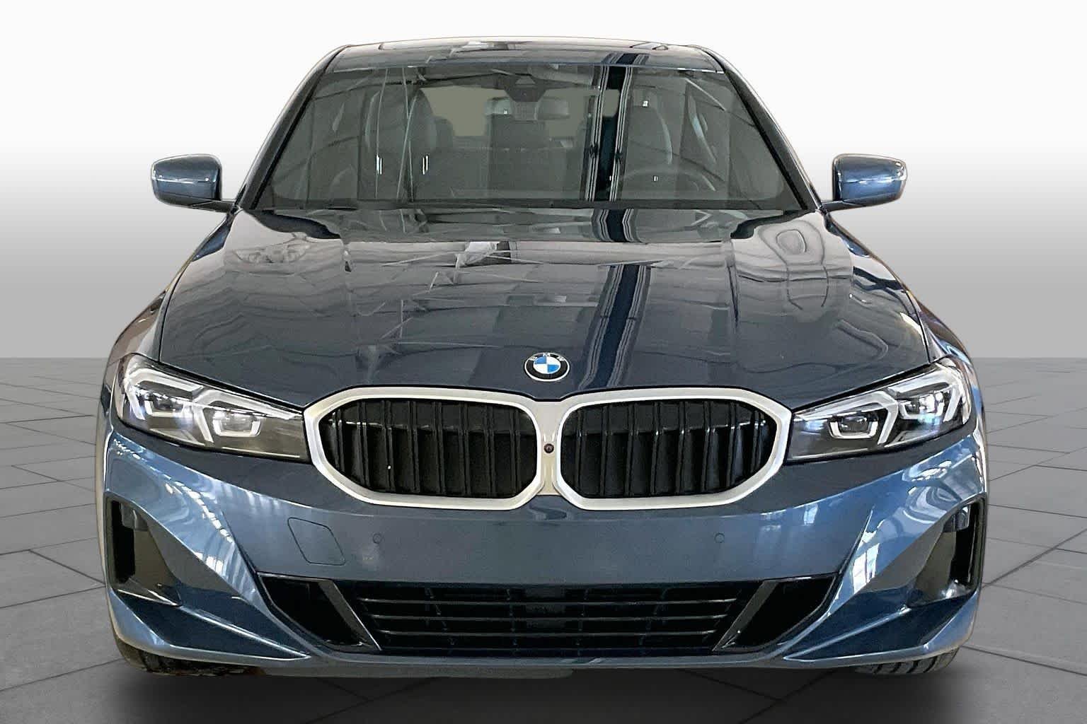 Used 2025 Arctic Race Blue Metallic BMW 330i image 3