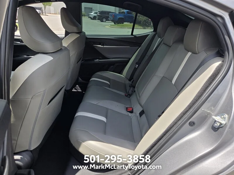 Used 2025 GRAY TOYOTA SE image 8