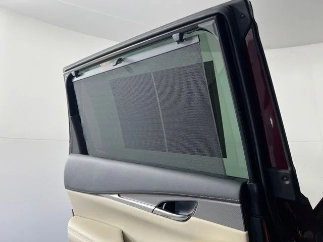 Used 2023 Red INFINITI LUXE image 39