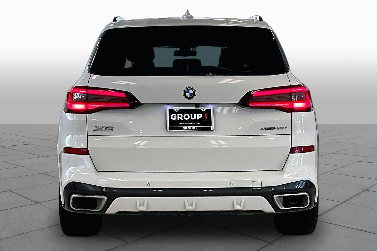 Used 2023 Alpine White BMW xDrive40i image 4