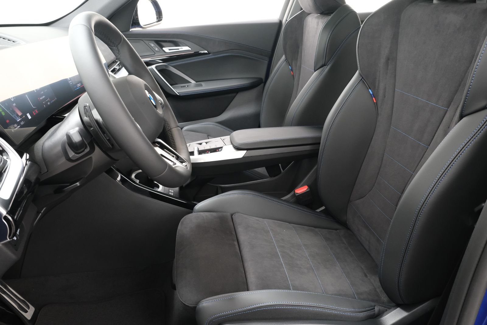 New 2026 Portimao Blue Metallic BMW xDrive28i image 28