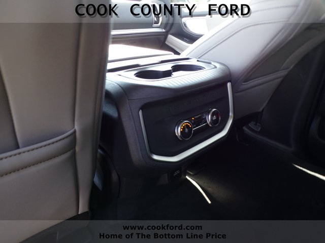 New 2027 Star White Metallic Tri-Coat Ford MAX Active image 25